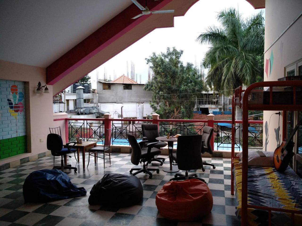 Hackerpacker Backpackers Hostel Bangalore Esterno foto